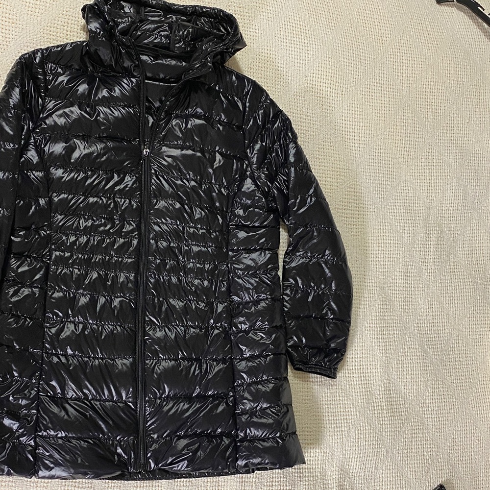 Black Women's Feather filled Puffer Jacket